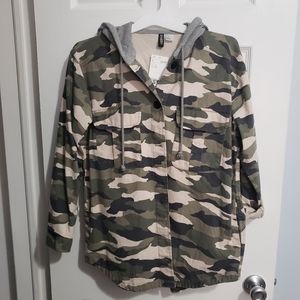 H&M camo hooded jacket